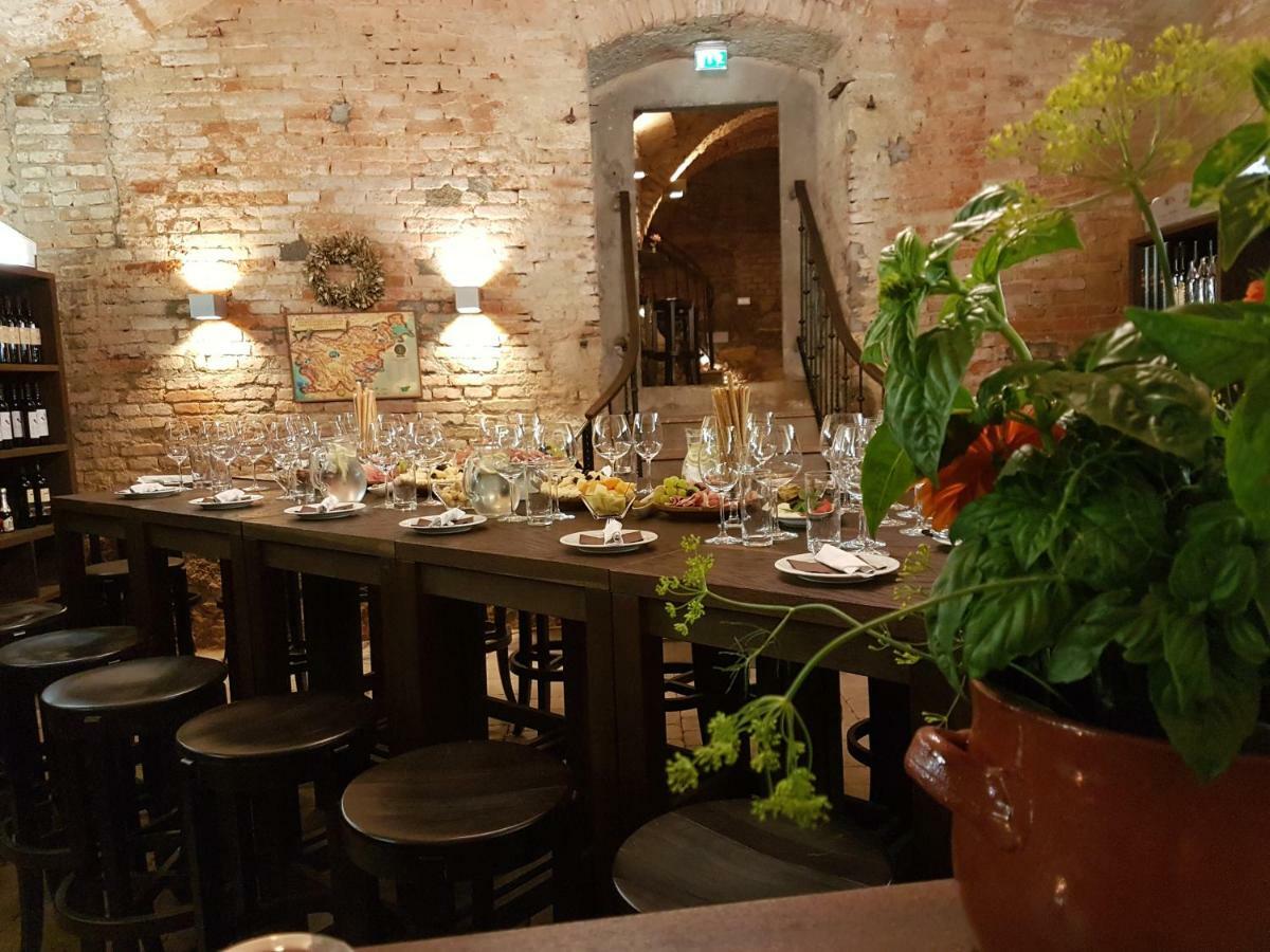 Hotel Mitra, Story Hotels Ptuj Luaran gambar